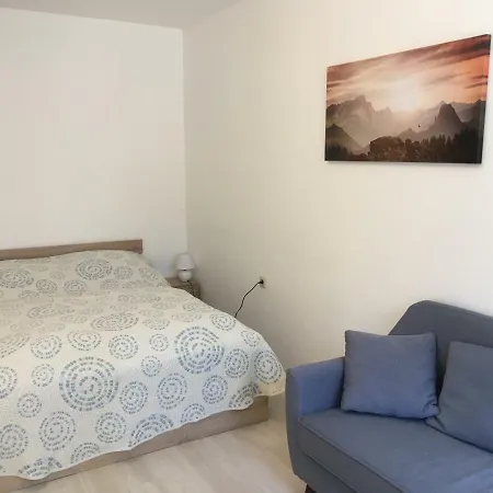 Apartment City